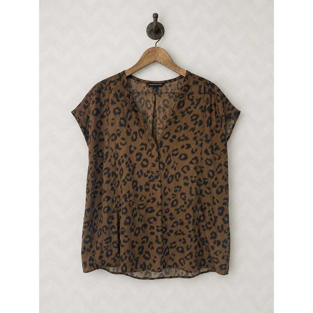 Banana Republic Blouse Leopard Animal Print V-Neck Cap Sleeve Brown Size M